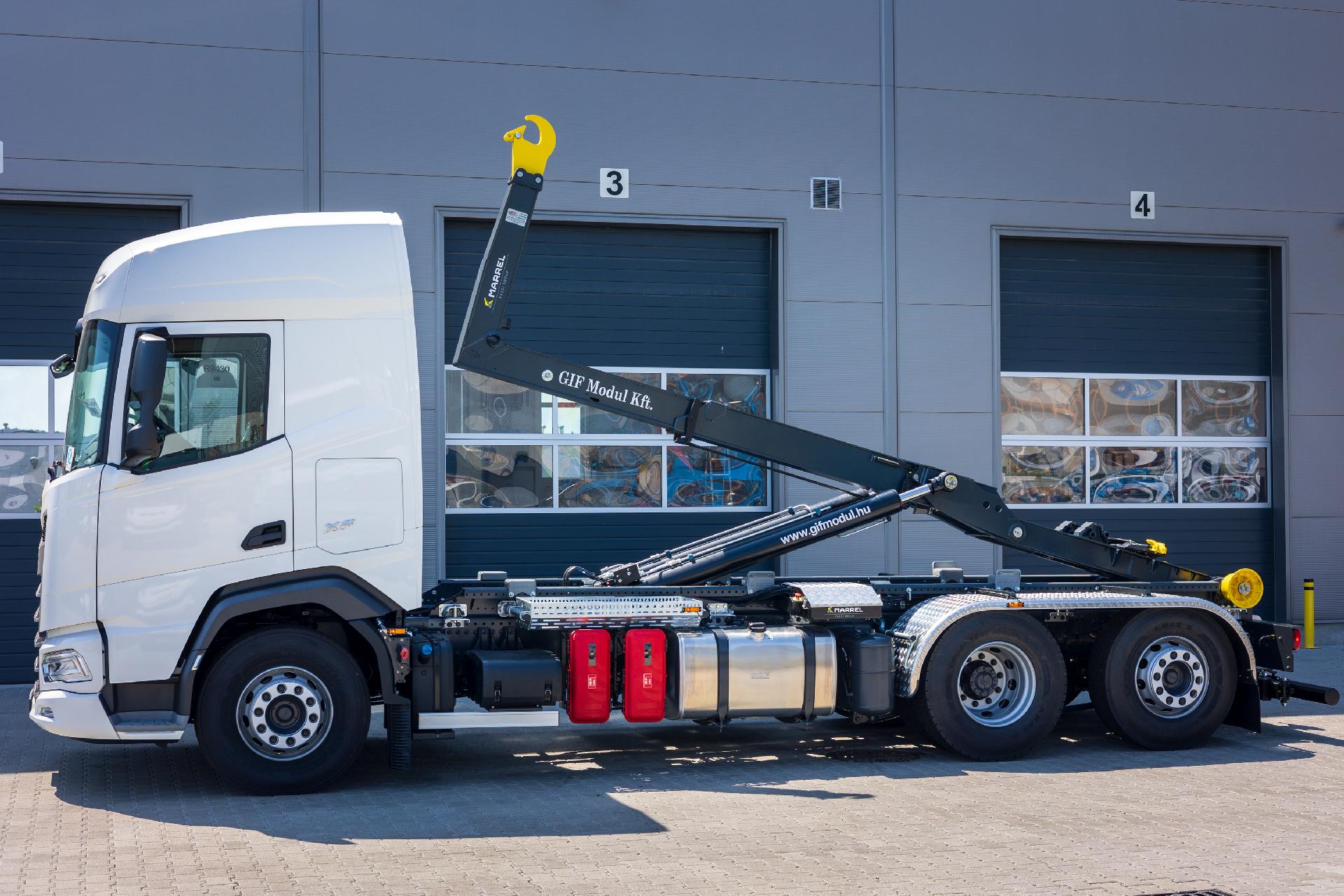 Marrel AL20 S60 konténeremelő + DAF XF 480 FAN 6x2